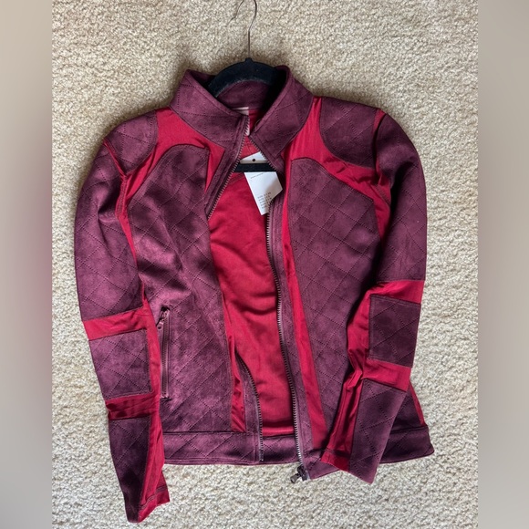 LACED Jacket - Picture 2 of 5